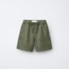Short chino garçon kaki en coton bio avec poches cargo, taille enfant, vue face