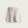 Short en lin naturel écru pour homme, taille élastique et poche arrière visible