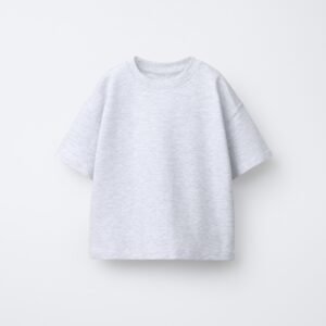 T-shirt garçon coton bio gris uni, encolure ronde, manches courtes, présenté à plat